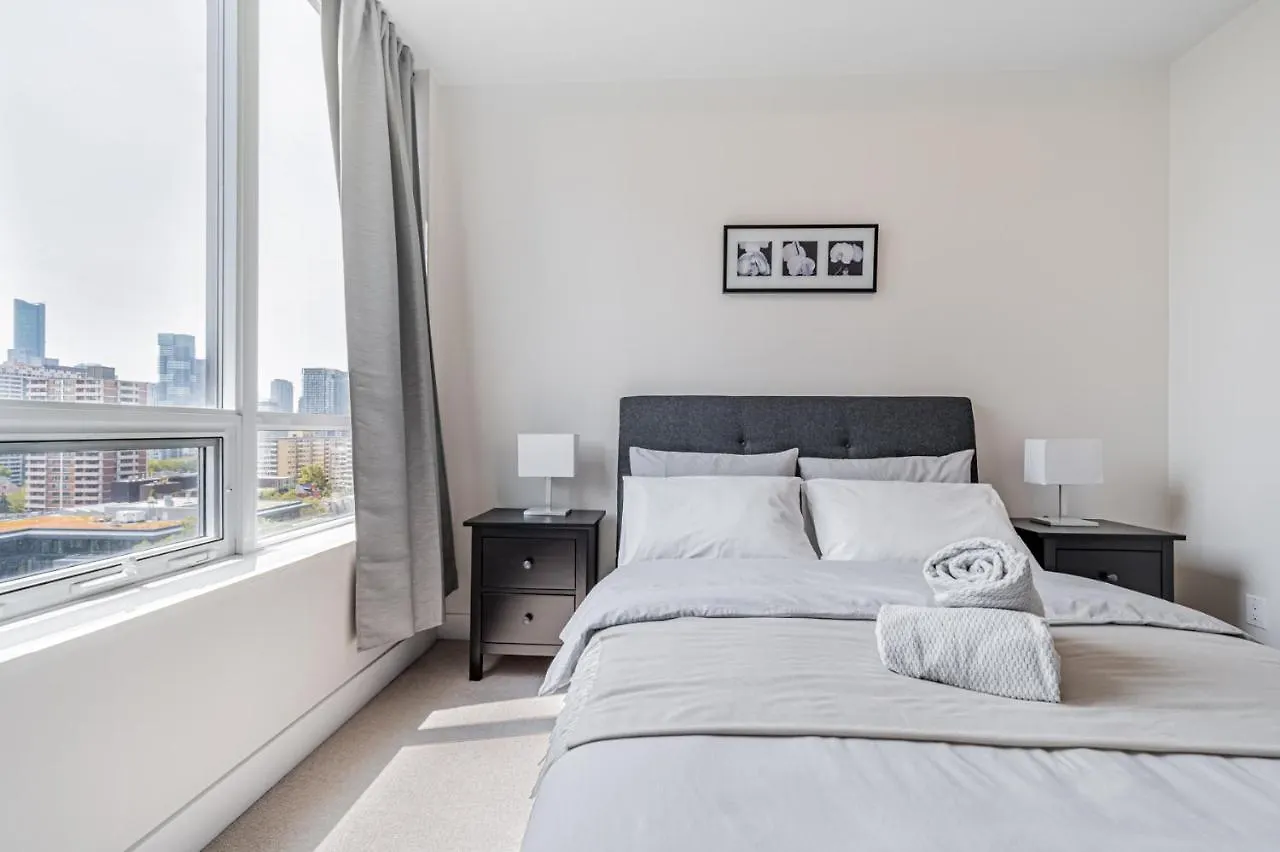 Metro Zen At James Cooper Mansion Toronto Apartment